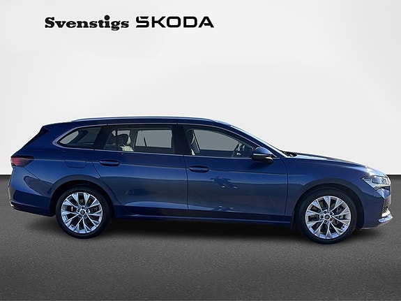 Skoda Superb 3 of 16