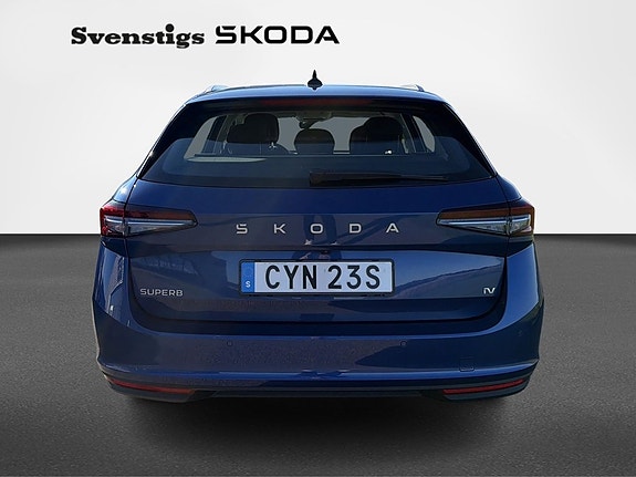 Skoda Superb 7 of 16