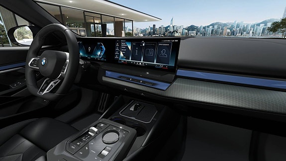 BMW 530e 7 of 14