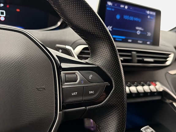 Peugeot 3008 15 of 28