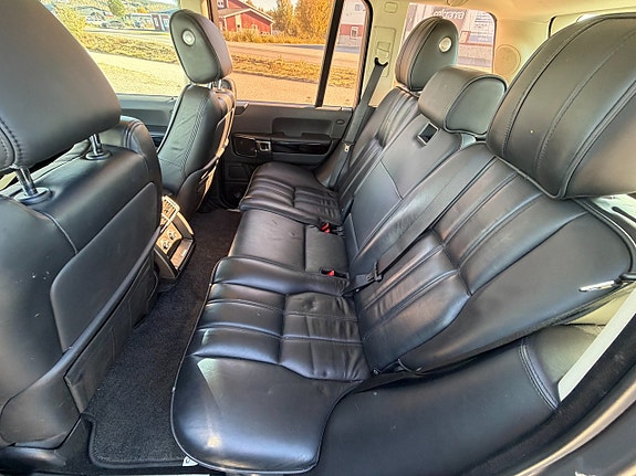 Land Rover Range Rover 6 of 9