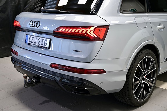 Audi Q7 8 of 30