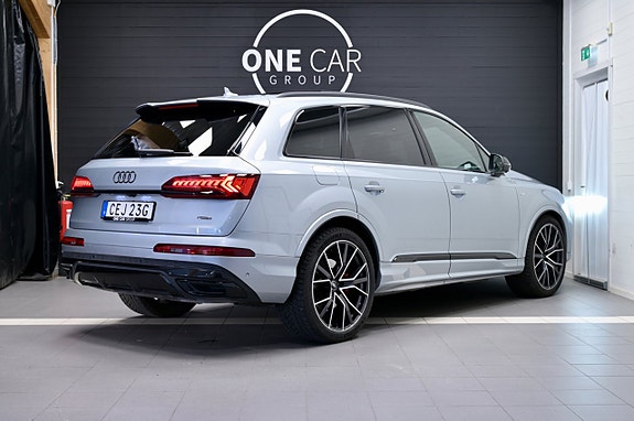 Audi Q7 5 of 30