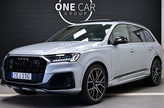 Audi Q7 2 of 30