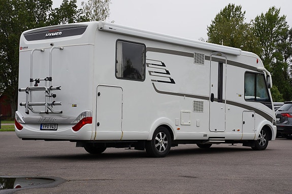 Hymer B 708 PL Ed-S 177HK Aut / ALDE / AC / Ugn / Hydralben / Välut 2 of 30