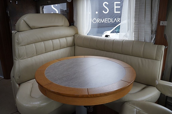 Hymer B 708 PL Ed-S 177HK Aut / ALDE / AC / Ugn / Hydralben / Välut 11 of 30