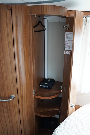 Hymer B 708 PL Ed-S 177HK Aut / ALDE / AC / Ugn / Hydralben / Välut 20 of 30