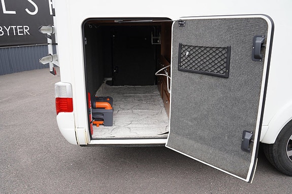Hymer B 708 PL Ed-S 177HK Aut / ALDE / AC / Ugn / Hydralben / Välut 26 of 30