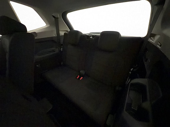 Volkswagen Tiguan Allspace 18 of 30
