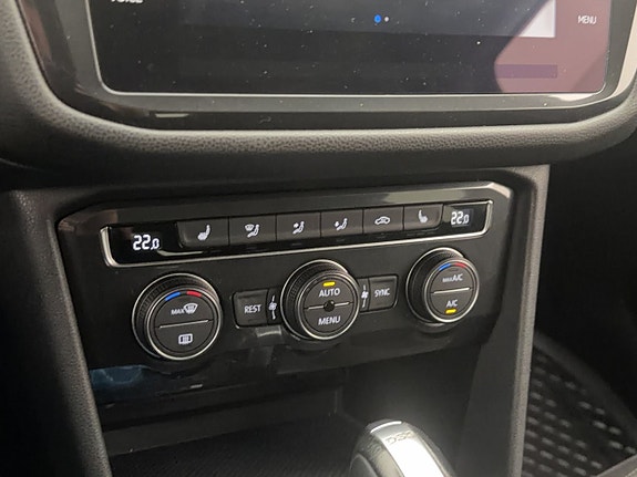 Volkswagen Tiguan Allspace 15 of 30