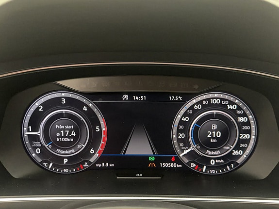Volkswagen Tiguan Allspace 21 of 30