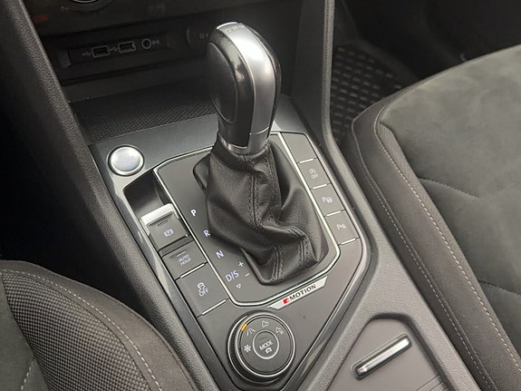 Volkswagen Tiguan Allspace 16 of 30