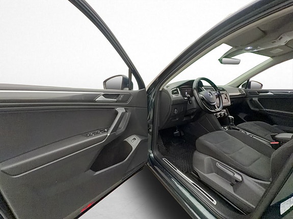 Volkswagen Tiguan Allspace 30 of 30