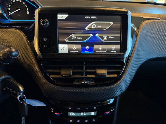 Peugeot 2008 30 of 30