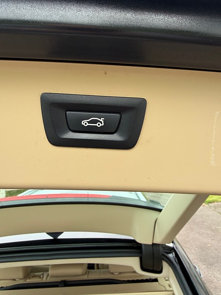 BMW 520d 14 of 17