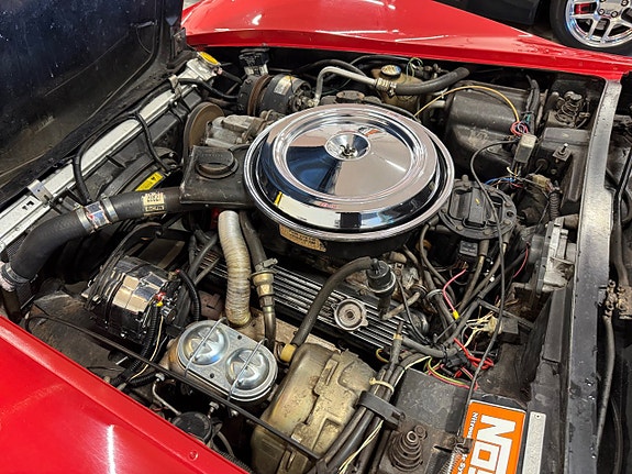 Chevrolet Corvette 25 of 27