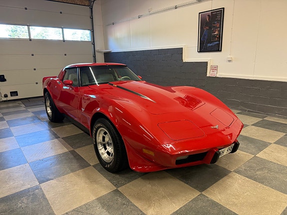 Chevrolet Corvette 3 of 27