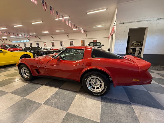 Chevrolet Corvette 7 of 27