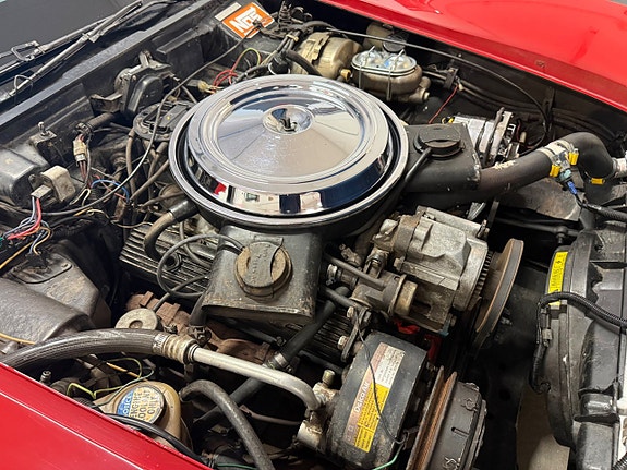 Chevrolet Corvette 27 of 27