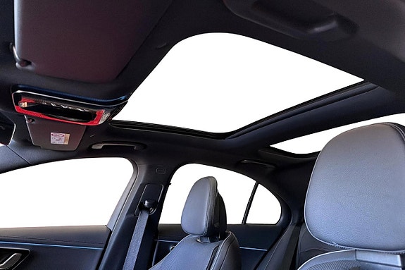 Mercedes-Benz E400 e 8 of 13
