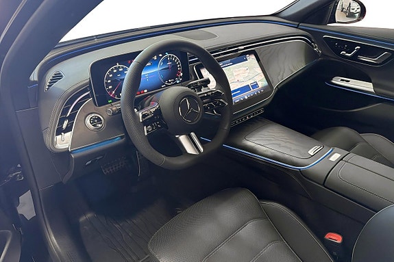 Mercedes-Benz E400 e 6 of 13