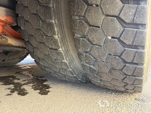 Tippbil MAN TGX 35.500 Tridem Euro 6 14 of 27