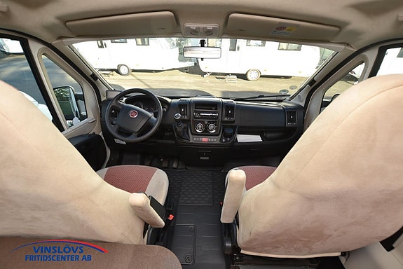Adria Compact SPX 8 of 18