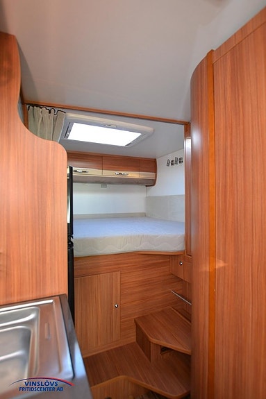 Adria Compact SPX 15 of 18