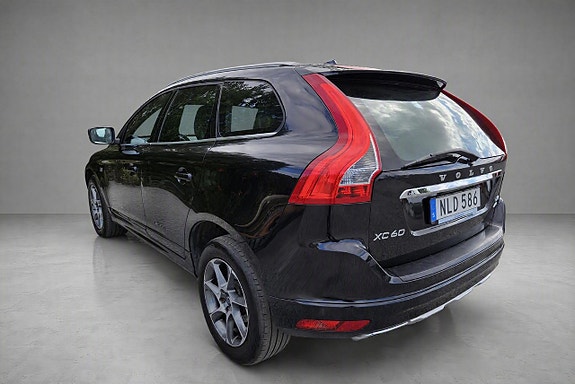 Volvo XC60 5 of 13