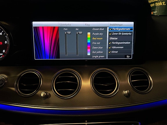 Mercedes-Benz E200 19 of 28