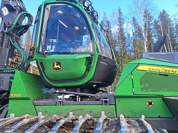 John Deere 1010G 15 of 15