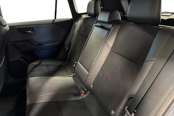 Toyota RAV4 19 of 24