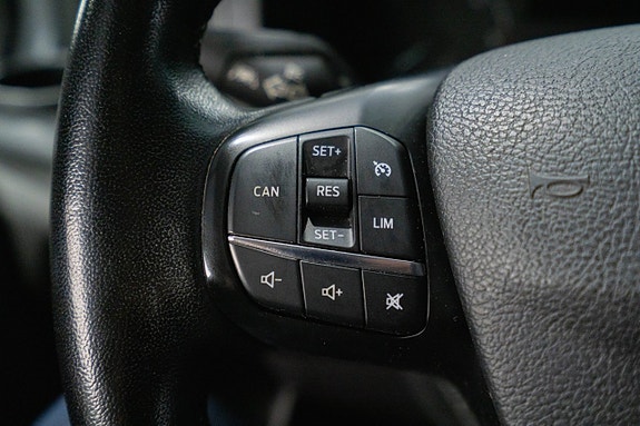 Ford Transit Custom 16 of 17