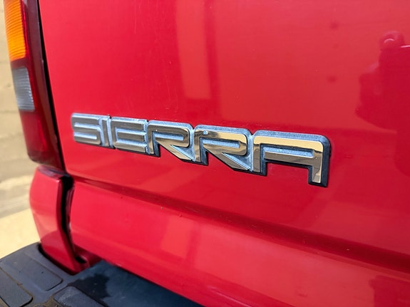 GMC Sierra 1500 17 of 26