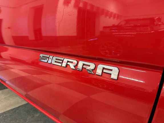 GMC Sierra 1500 13 of 26