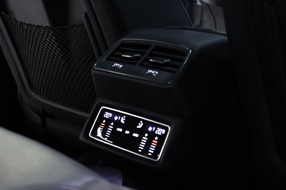 Audi e-tron Sportback 18 of 30