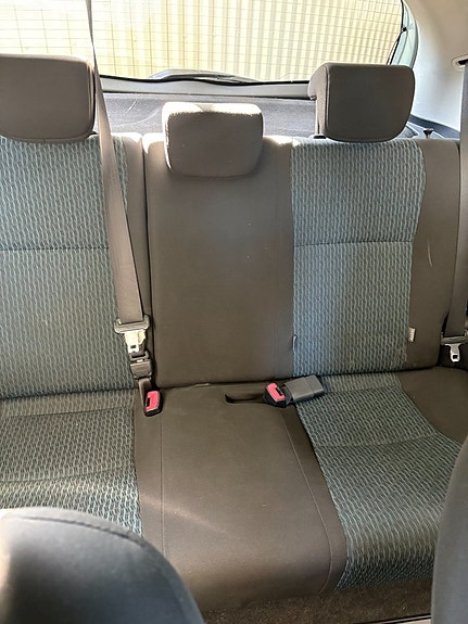 Toyota Yaris 4 of 4