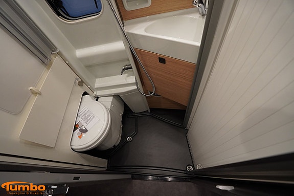 Malibu 640 LE K GT Skyview, Dieselpanna, 4000kg 12 of 18