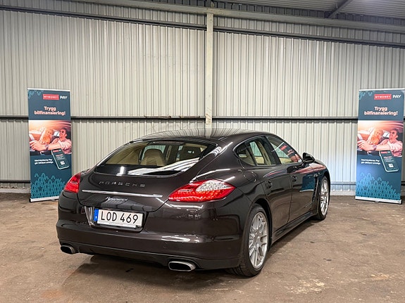Porsche Panamera 4 5 of 23