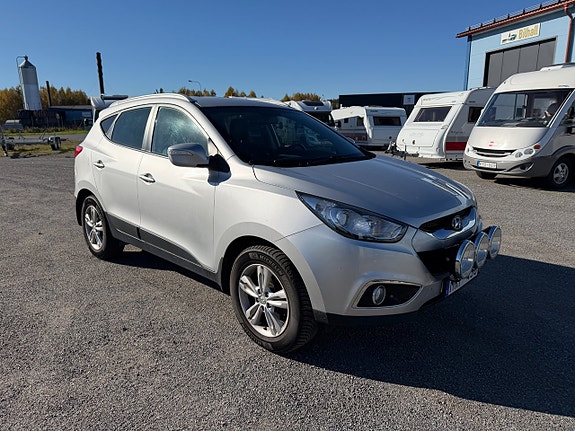 Hyundai ix35 2 of 5