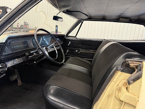 Chevrolet Impala 5 of 13