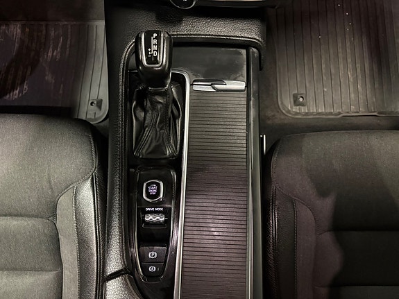 Volvo V90 Cross Country 10 of 13