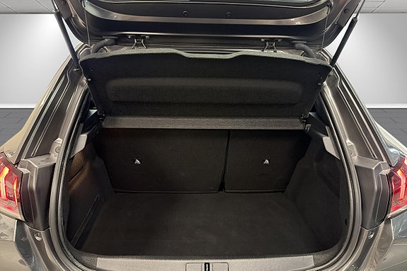 Peugeot 208 14 of 19