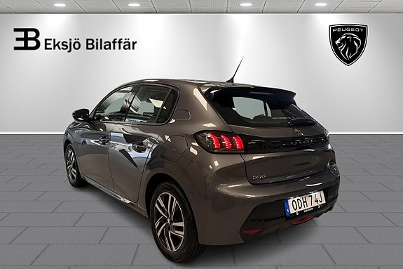 Peugeot 208 8 of 19