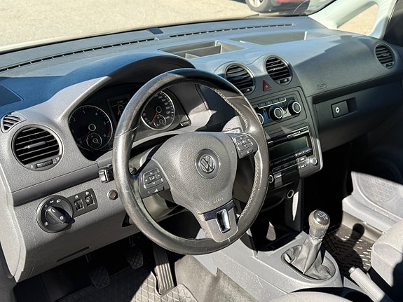 Volkswagen Caddy Maxi 8 of 12