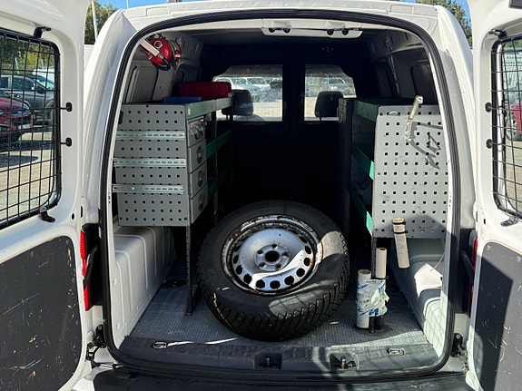 Volkswagen Caddy Maxi 6 of 12