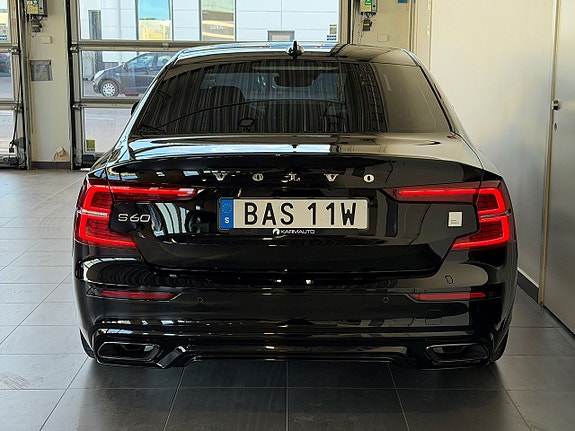 Volvo S60 3 of 25