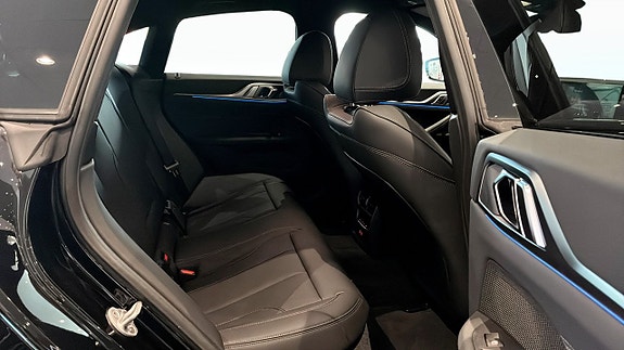 BMW i4 5 of 9