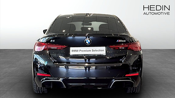 BMW i4 7 of 9