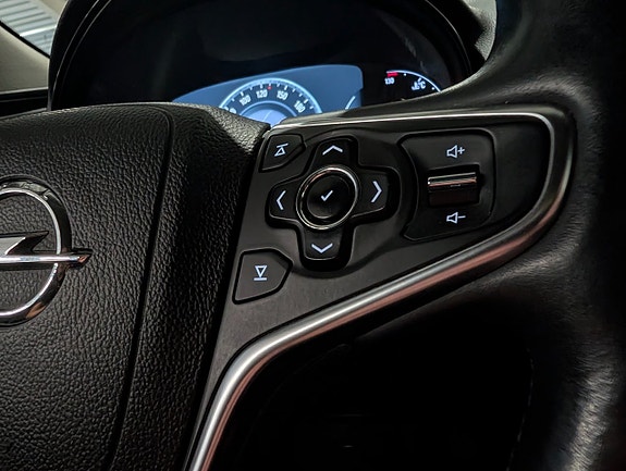 Opel Insignia Country Tourer 21 of 21